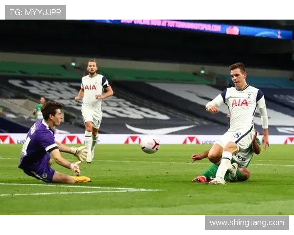 21岁凯恩欧联杯戴帽后意外当门将黄油手失误丢掉一球引热议