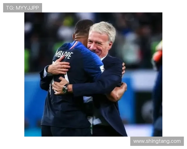 德尚回应托万感谢称应由我来致谢姆巴佩脚踝再度受伤引关注 德尚回应托万感谢称应由我来致谢姆巴佩脚踝再度受伤引关注